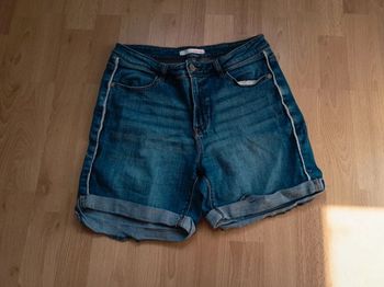 Short en jean Camaïeu taille 38