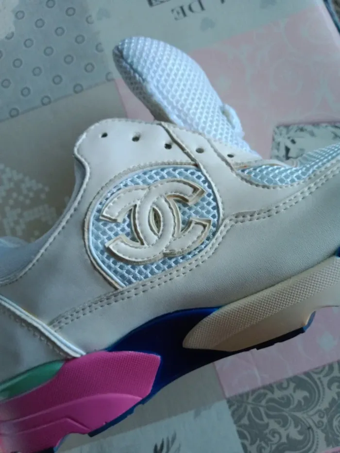 Paire de baskets - photo numéro 12