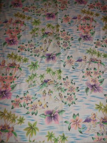 Coupon de tissu "vahiné" et fleurs tons fluos TBE