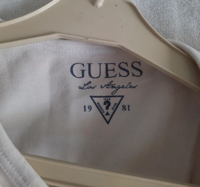 Robe Guess taille 12 ans - photo numéro 3