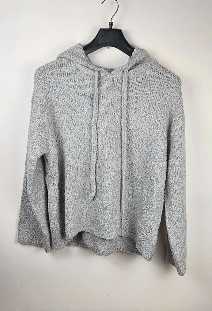 Pull tricot à capuche. Ciao Milano.