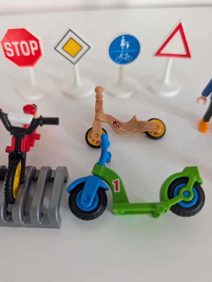 Playmobil 5571 enfants avec agents de la sécurité routière - photo numéro 5