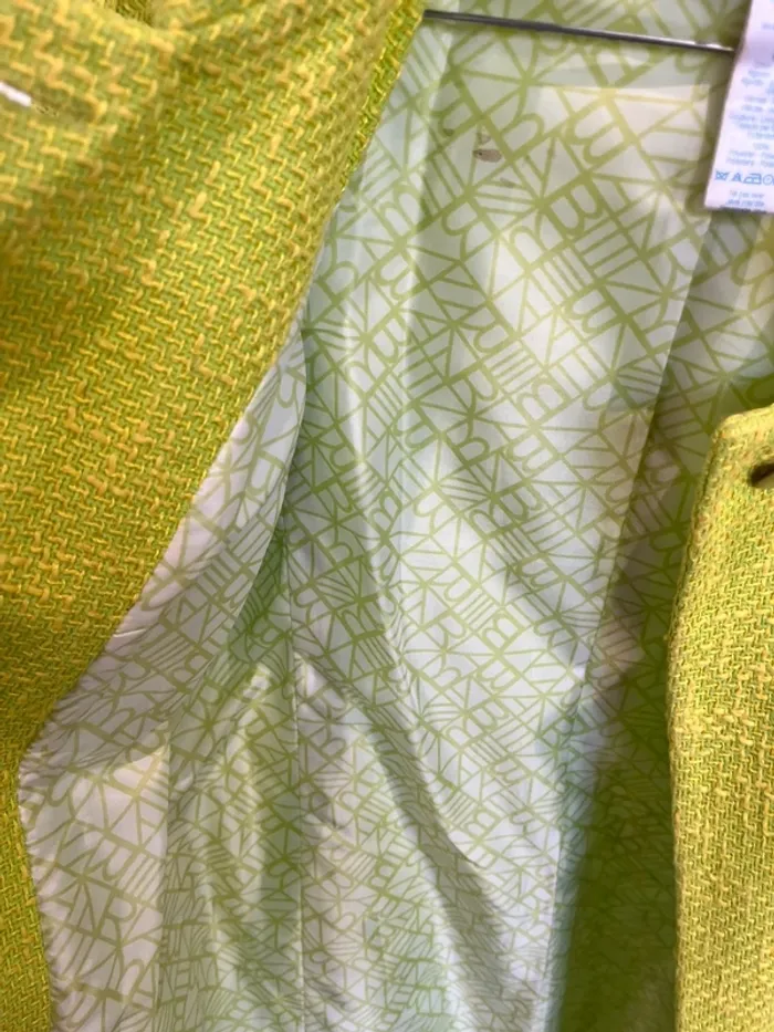 Manteau en tweed vert pomme Christian Lacroix - photo numéro 4