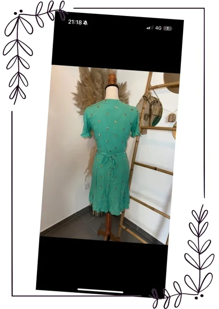 Robe bleu turquoise d’été avec sequin doré - photo numéro 5