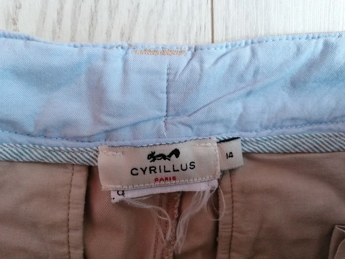 bermuda Cyrillus
Taille 14 ans
Neuf juste lavé - photo numéro 3