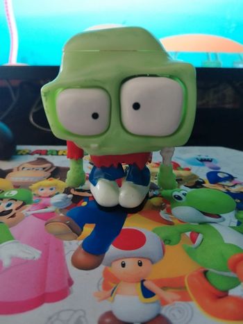 Figurine zombie infections