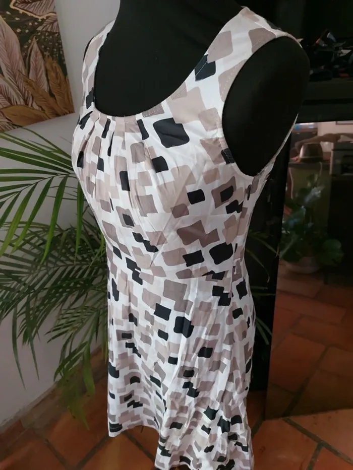 Robe à motifs - photo numéro 3
