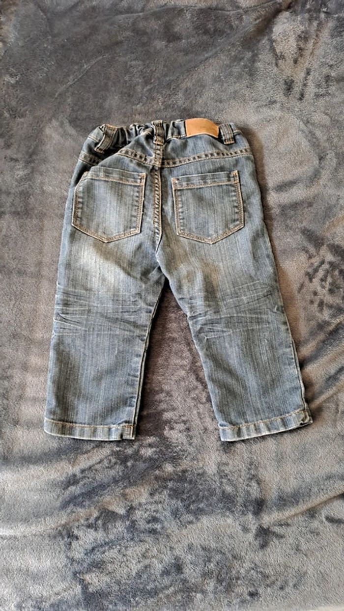 💚Jean bébé mixte – coupe droite – Taille 18 mois - photo numéro 3