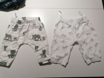 2 pantalons bébé 1 mois