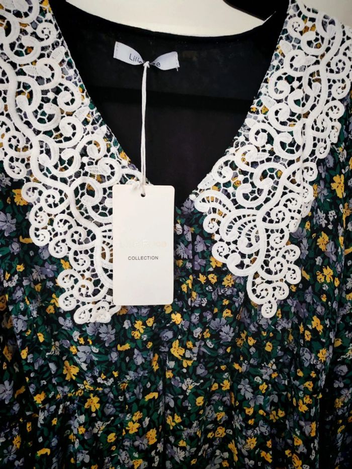 Robe Lilie rose neuve - photo numéro 3