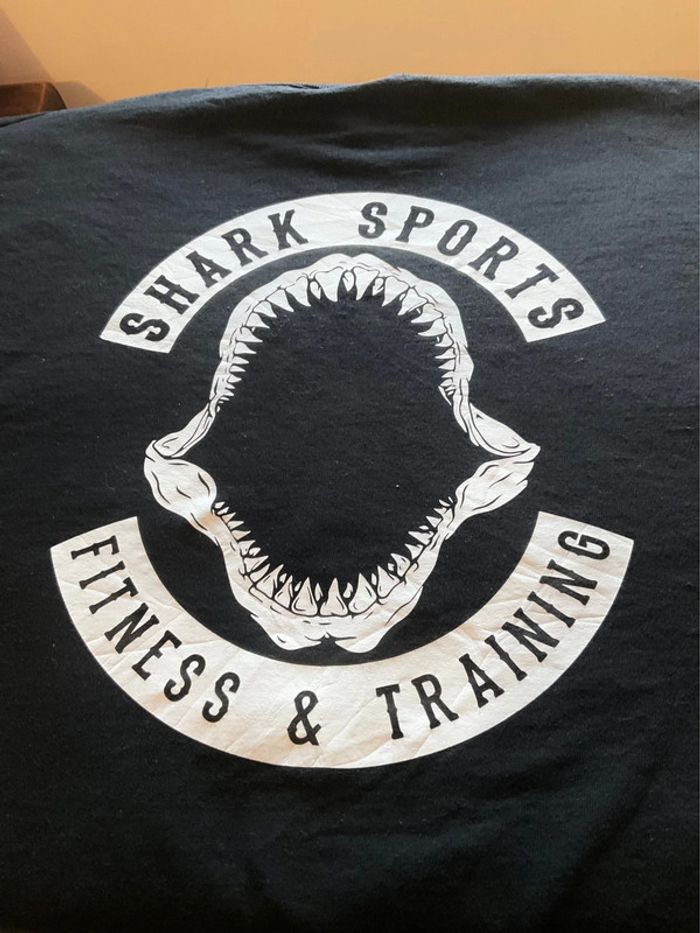 Sweat graphique à col rond noir pour homme Champion Shark Gang taille XL 248 - photo numéro 4