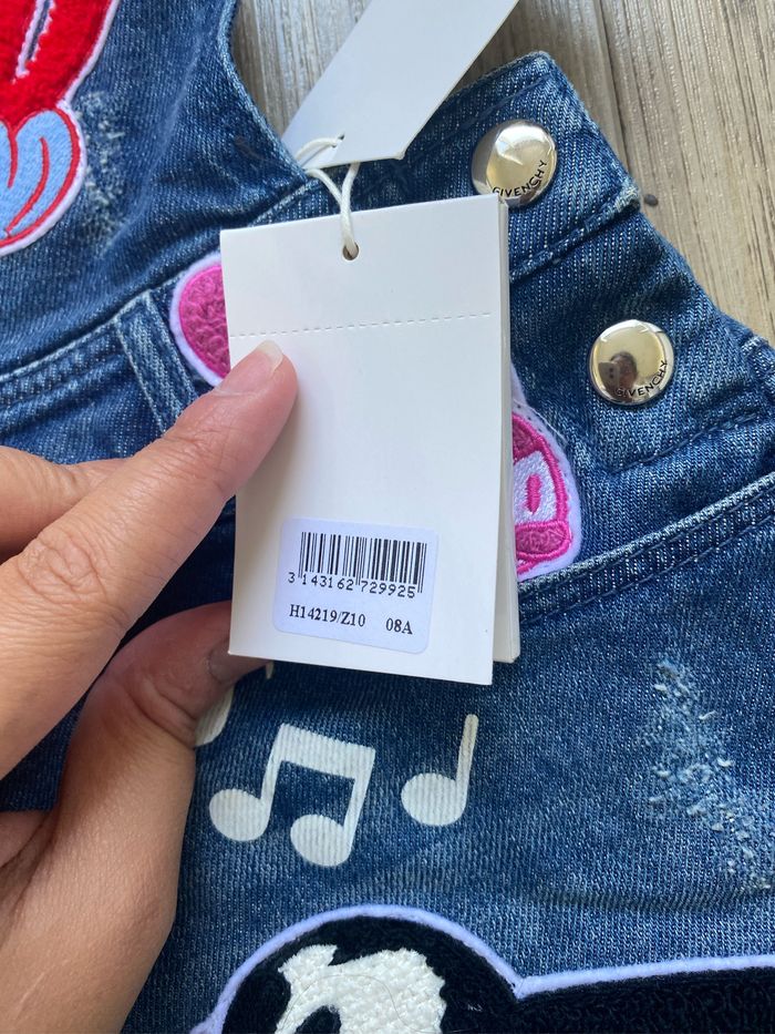 Salopette en jeans givenchy 8 ans - photo numéro 3
