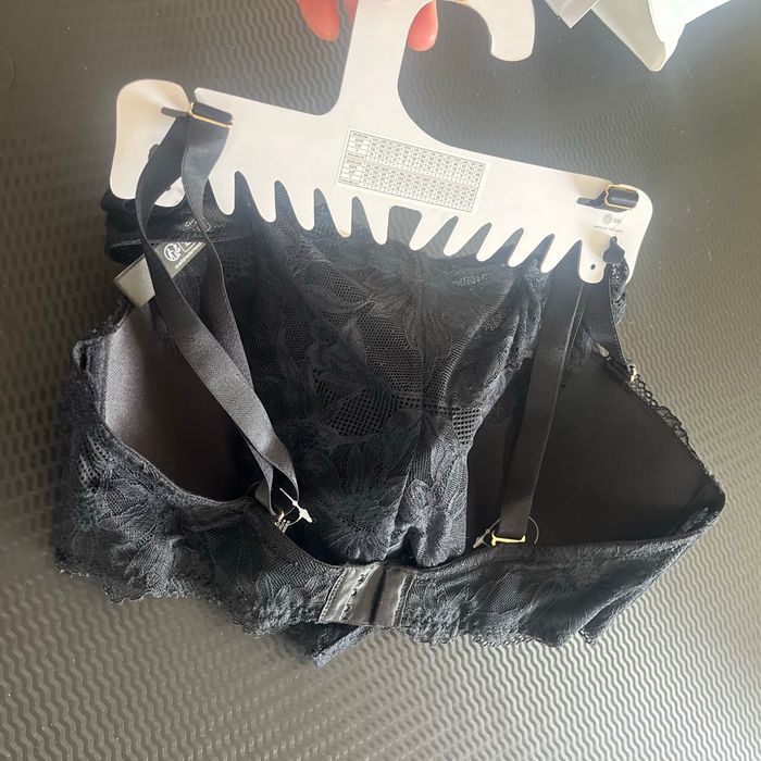 Ensemble, soutien-gorge, plus culotte100f - photo numéro 2