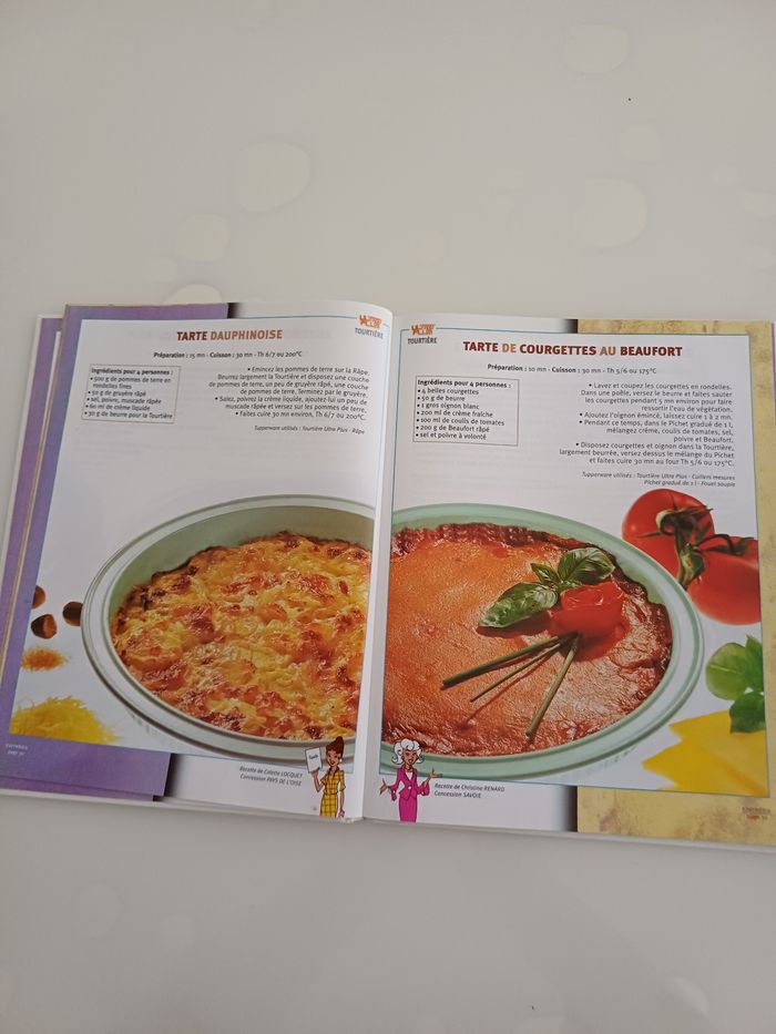Livre " ULTRA PLUS DE RECETTES" - photo numéro 2