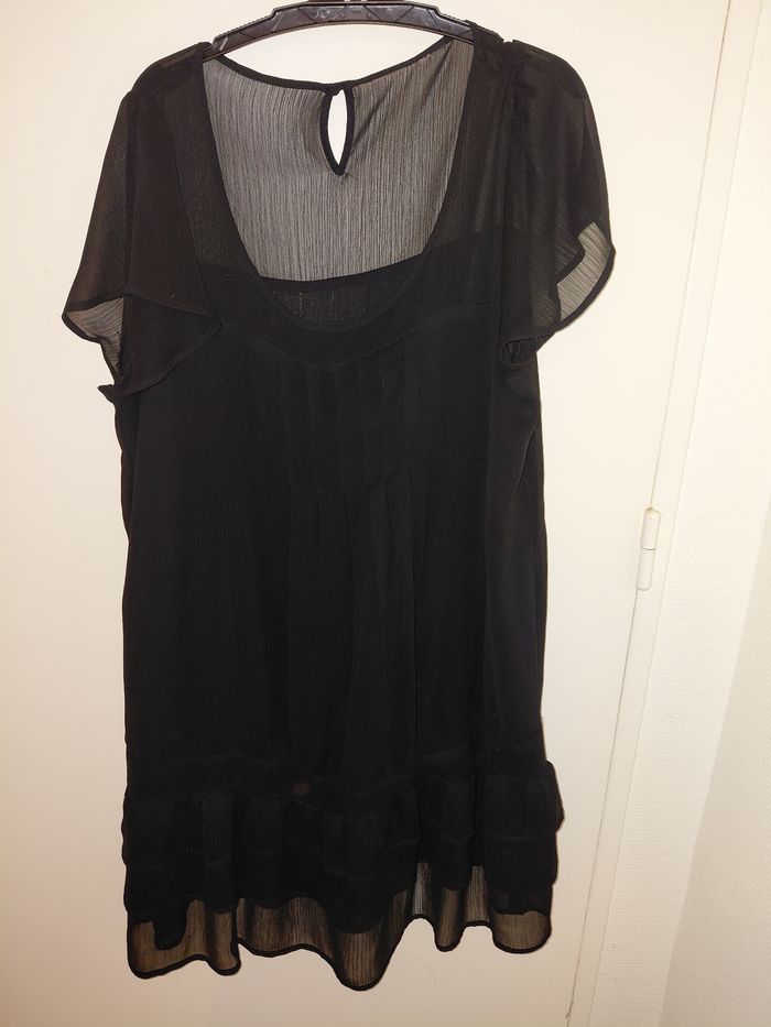 Robe noire