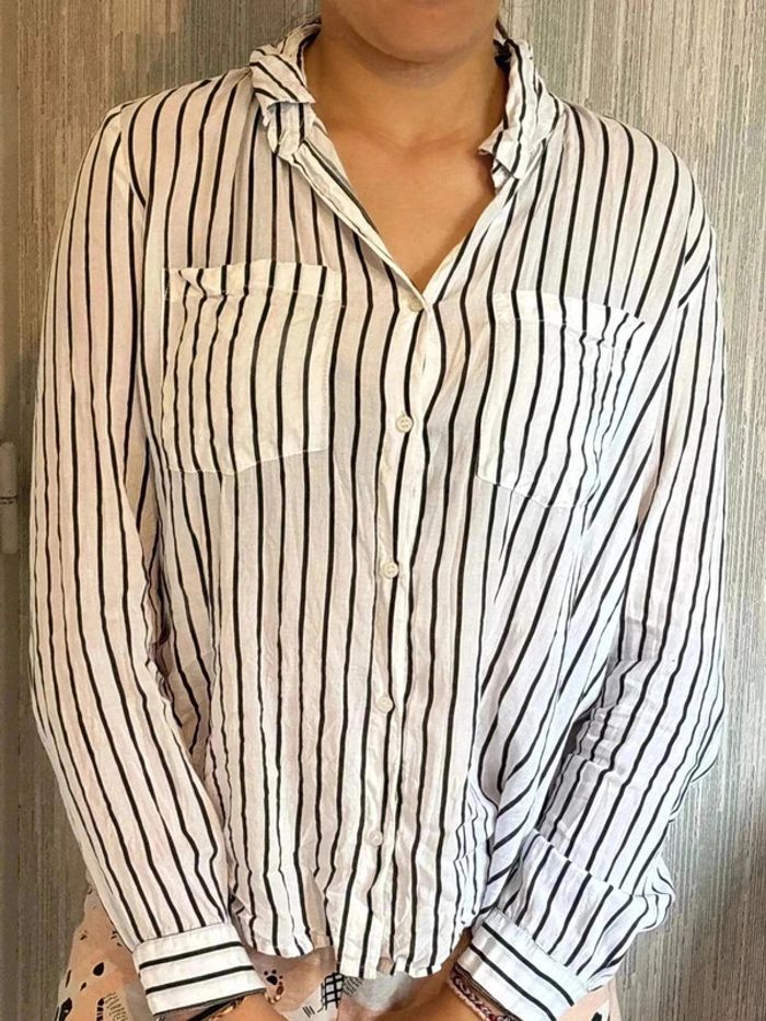 Chemise Jennyfer taille 40• - photo numéro 2
