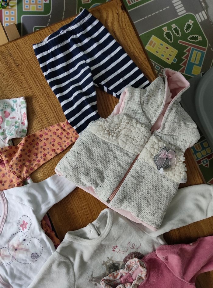 Lot bébé fille 6 mois - photo numéro 7