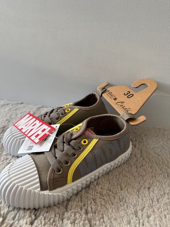 Basket casual Marvel taille 30