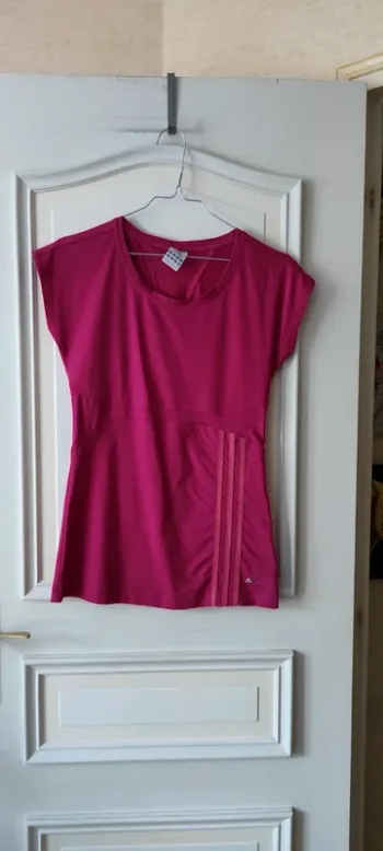 💐Tee-shirt de sport - adidas - taille M - Très bon état 💐
