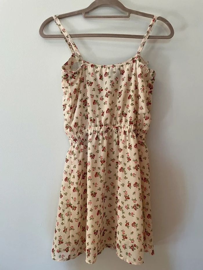 Robe fleurie en voile