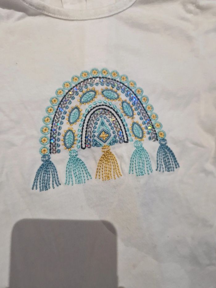 Tee shirt franges - photo numéro 2