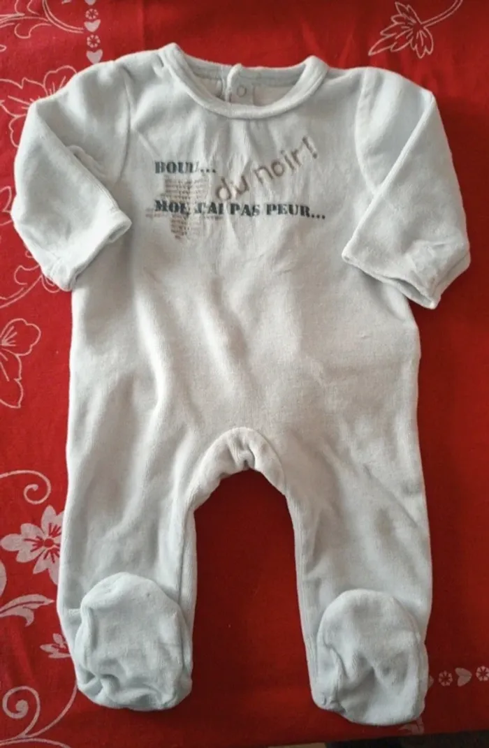 Lot de 5 pyjamas 1 mois - photo numéro 3