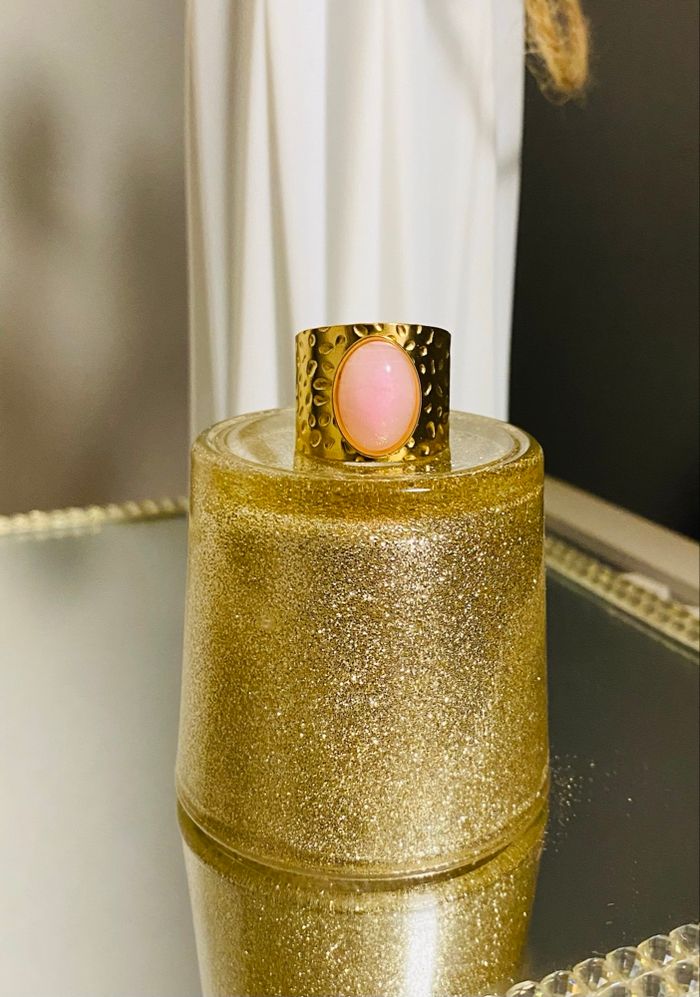 Bague épaisse martelée doré pierre nuage rose acier inoxydable - photo numéro 7