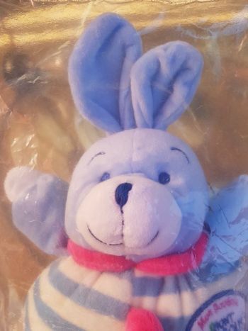 Doudou peluche lapin bleu. Neuf emballé.