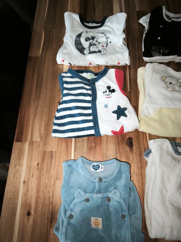 Lot de vêtements garçon - photo numéro 2