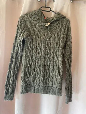 Pull neuf