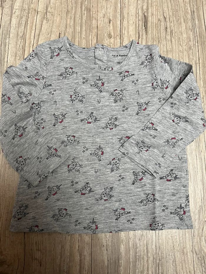 Teeshirt manches longues licorne taille 18 mois