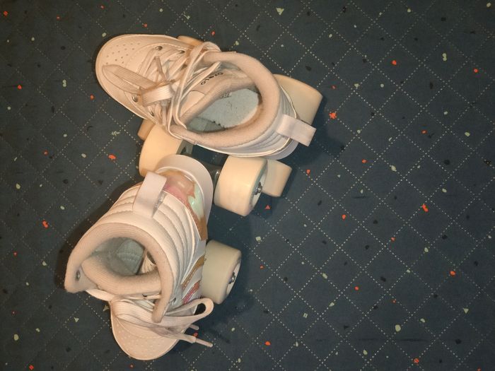 Patins à roulettes Oxelo holographiques – Taille 29 - photo numéro 5