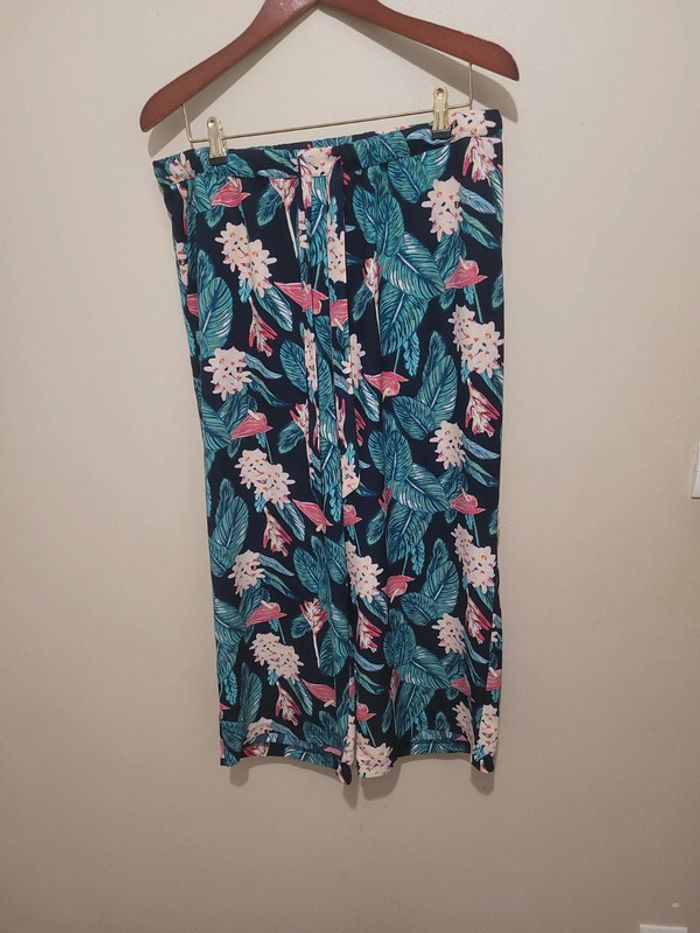 Pantalon kiabi Taille 44