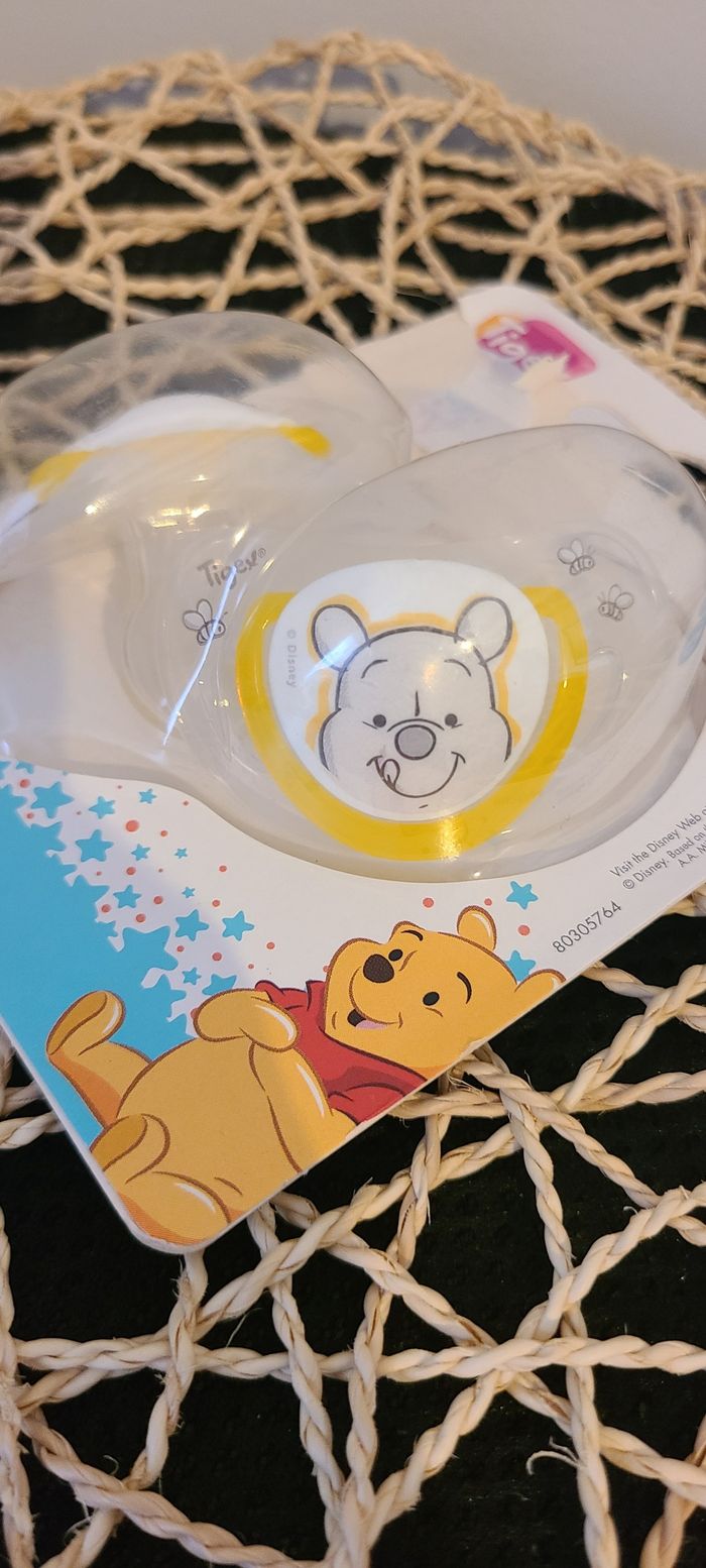 Sucette silicone winnie taille 2 Tigex - photo numéro 3