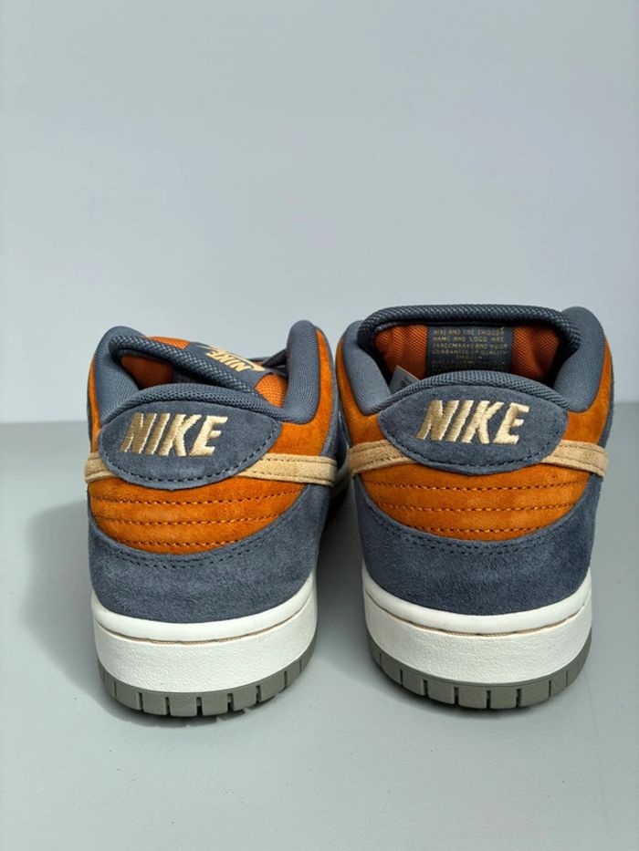 Baskets Nike dunk low pro monarch pointure 44 neuves avec boîte - photo numéro 7