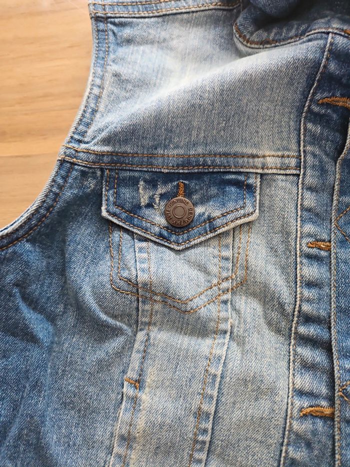Veste sans manche - photo numéro 4