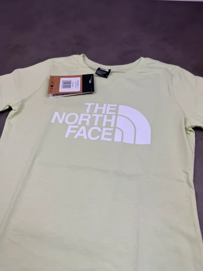 T-shirt The North Face Cintré Vert Menthe Neuf Taille S - photo numéro 3