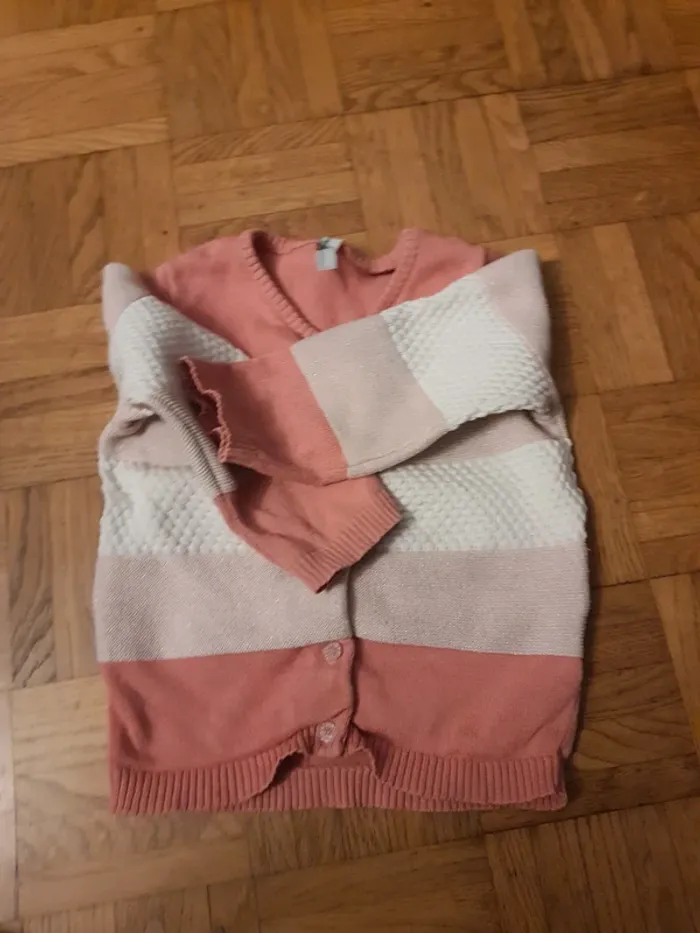 Gilet 24mois - photo numéro 2