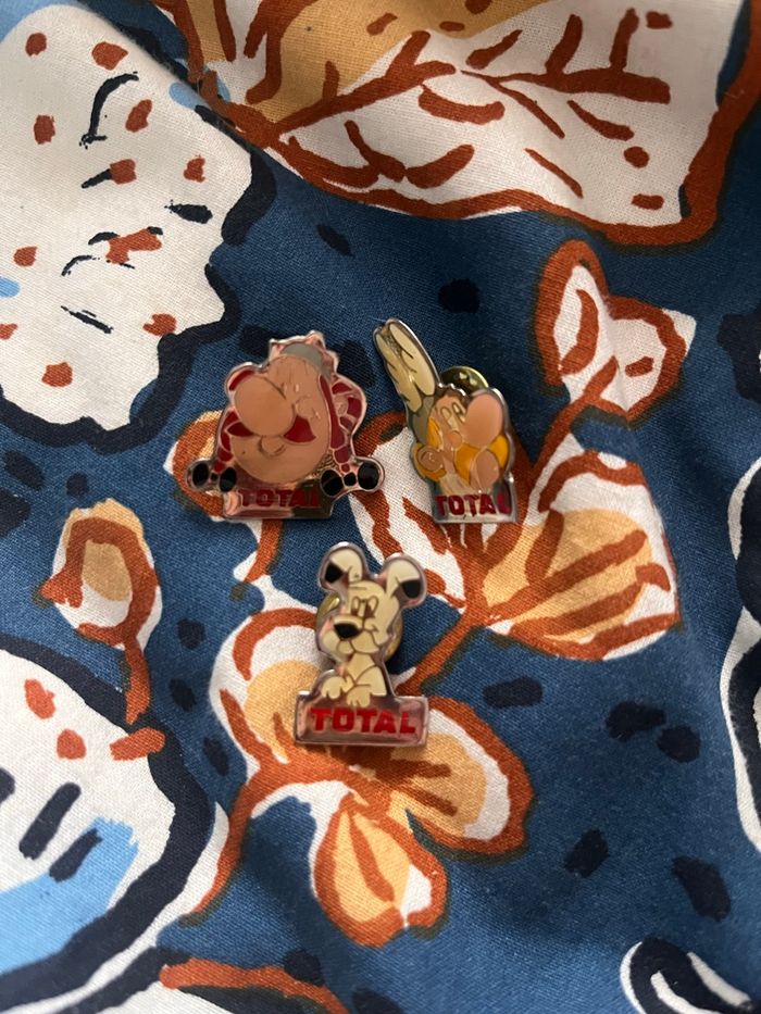 Lot pin’s Astérix