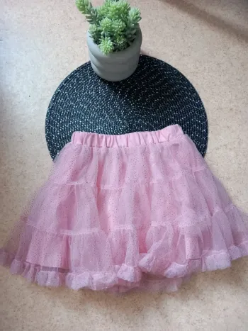 Jupe tutu rose pailletée Primark – 5.6 ans – Très bon état