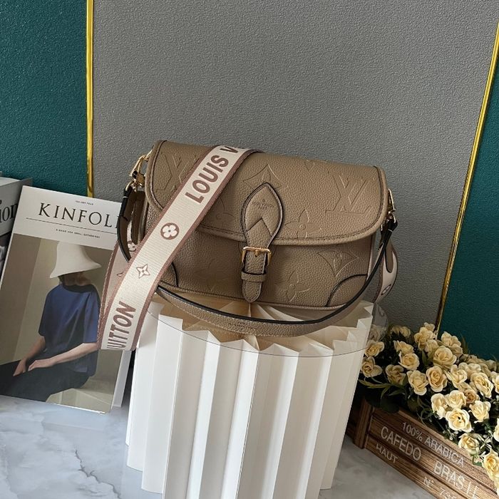 Louis Vuitton  Diane  M46583