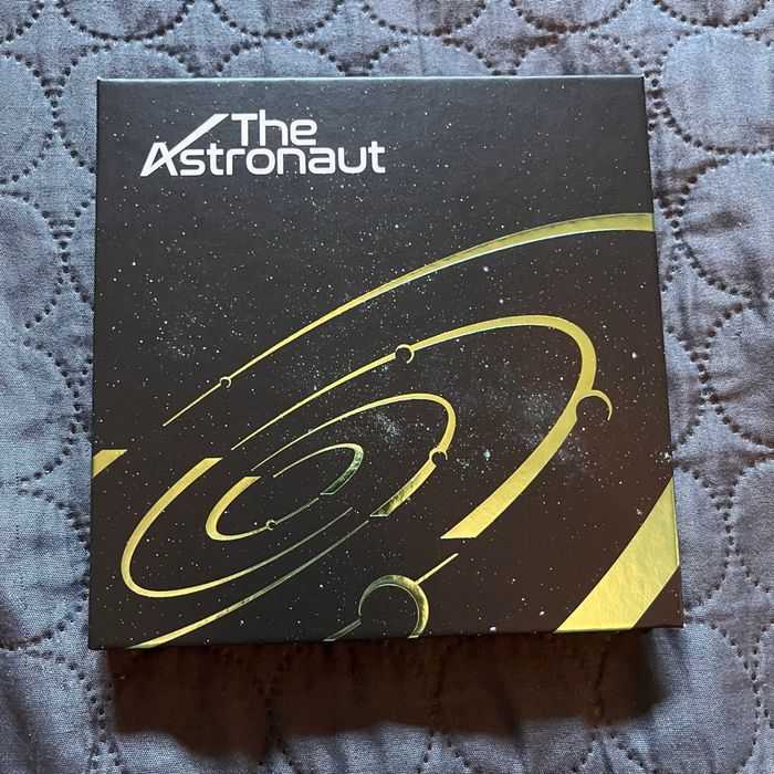 Album The astronaut Jin