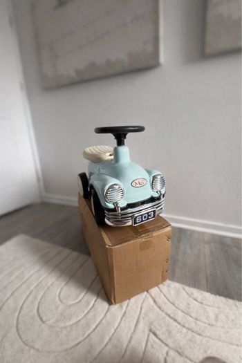 Voiture porteur enfant de  2 à  7 ans