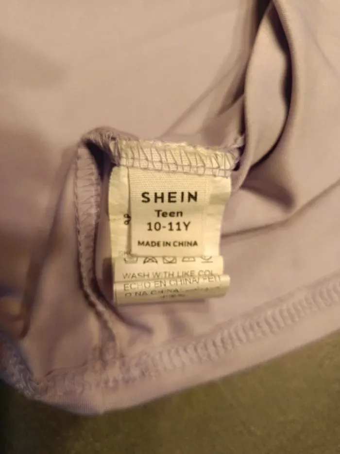 Vends tee-shirt large shein New York taille 10 -11 ans . - photo numéro 3