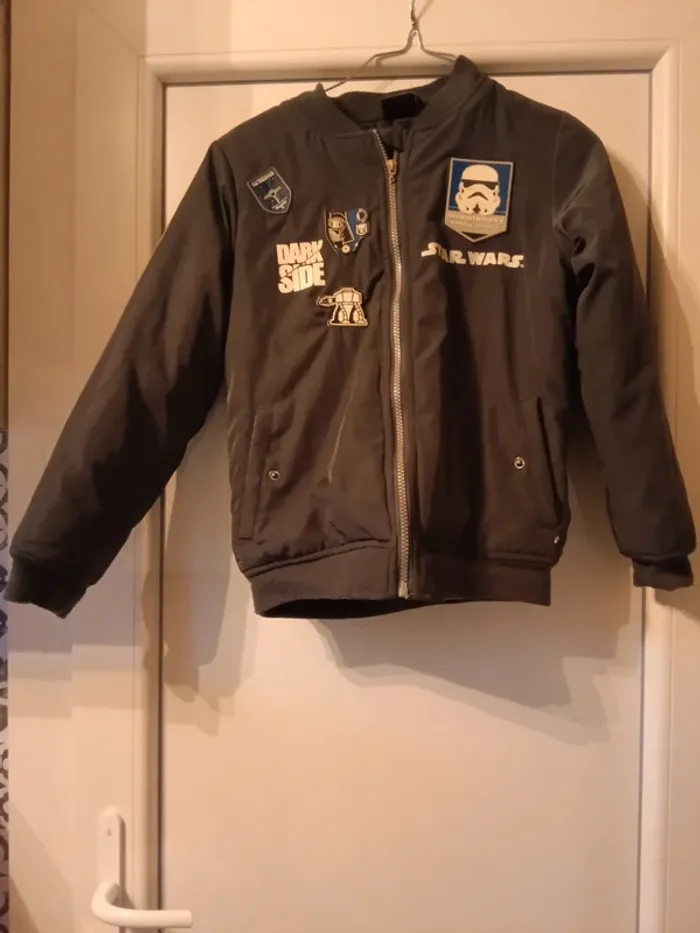 Veste enfant taille 10 ans - photo numéro 2