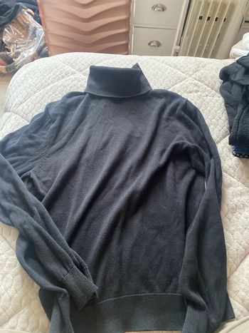 Pull col, roulé  taille. M.