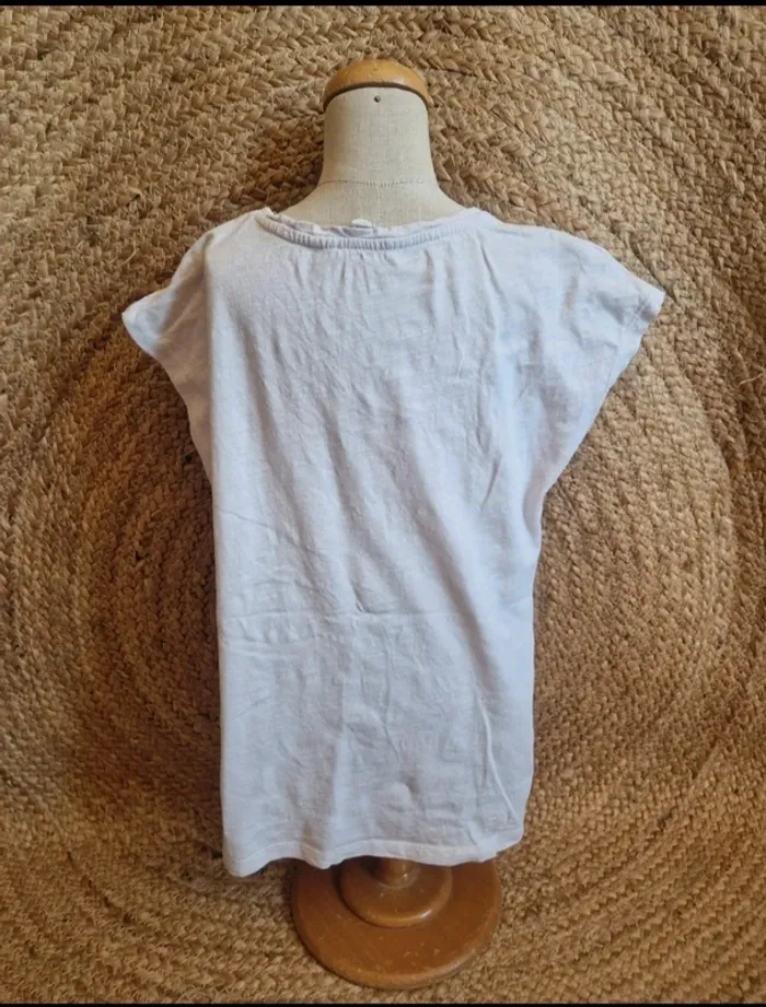 Tee-shirt rose avec papillon fille h&m 6 ans - photo numéro 3