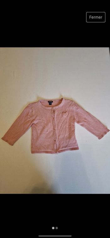 Gilet bouton rose