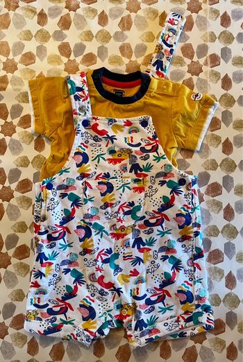 Ensemble salopette 9 mois