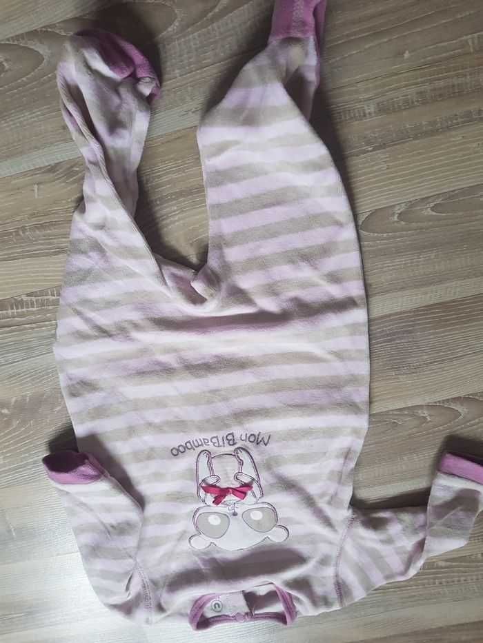 7 pyjamas 12 mois - photo numéro 4